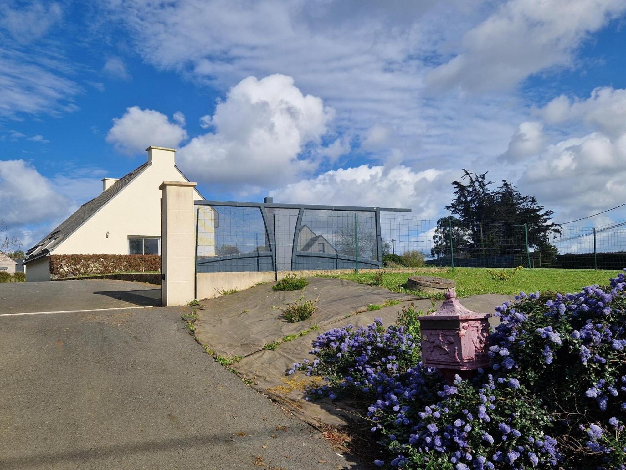 Nice Holiday Home With Beautiful Garden, Paimpol Exterior foto